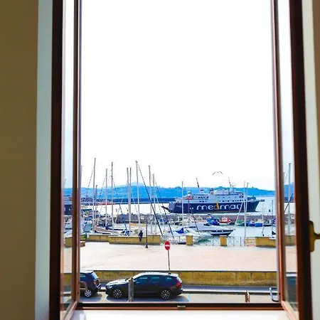Piazza A Mare *