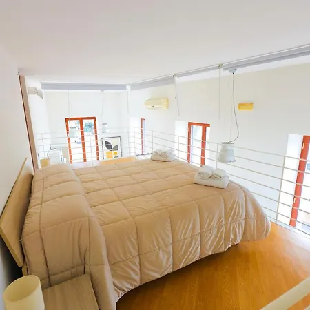 Piazza A Mare アパート